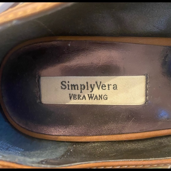Women’s Simply Vera Wang heels - Picture 3 of 3